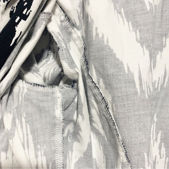 CHICO'S white and black hidden hook eye closure blazer size Large/12 - Picture 8 of 8